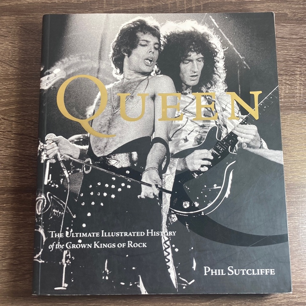 Used Queen: The Ultimate Illustrated History of the Crown Kings of Rock